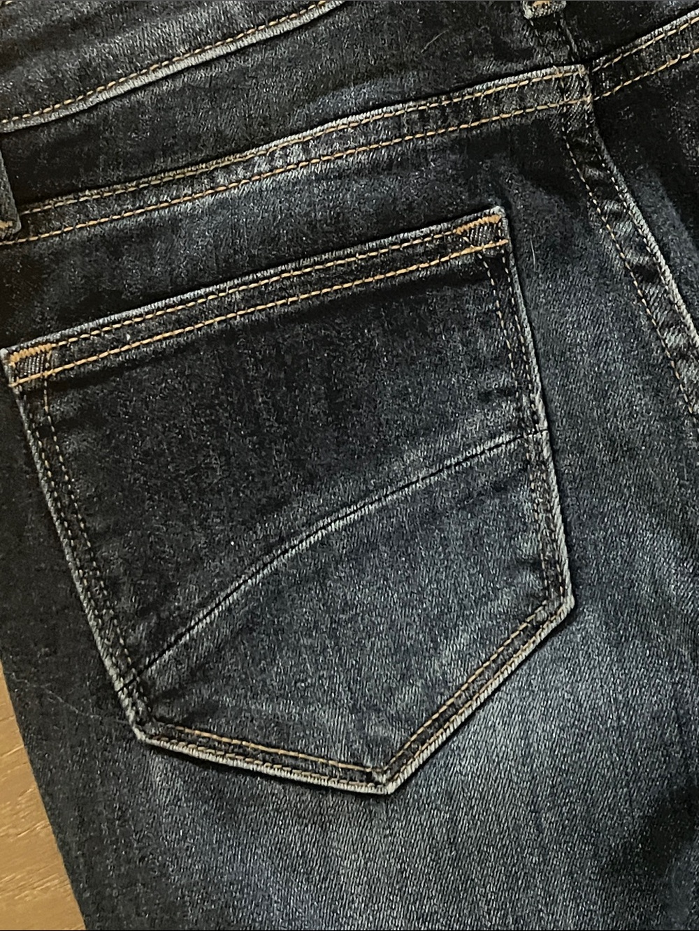 Sundance Driftwood Audrey Embroidered Floral Jeans | Dark Wash‎ | size 26 - Picture 11 of 11